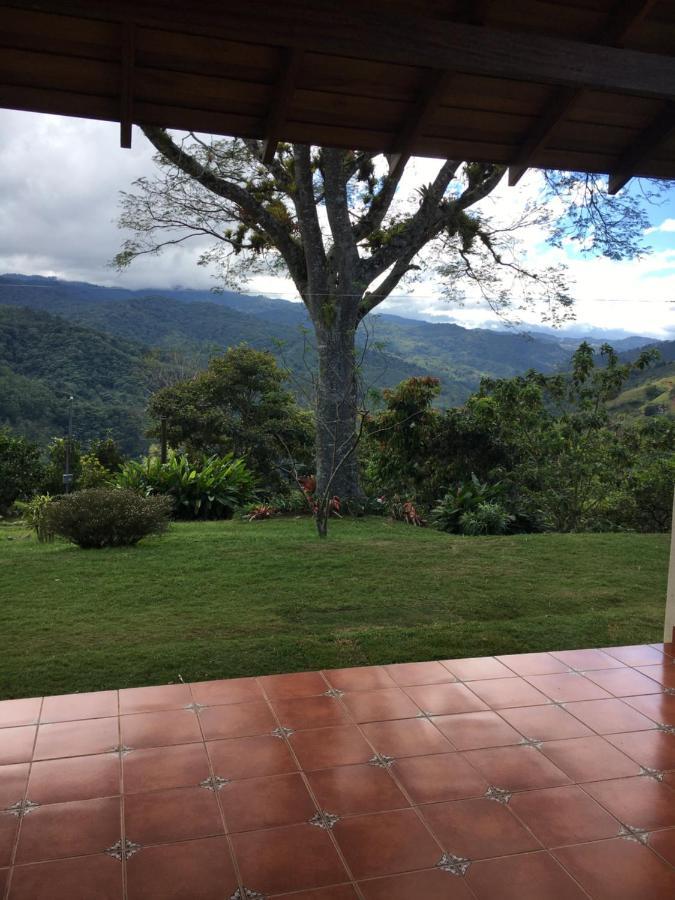 Casa Bartzis Guest House Orosi Bagian luar foto