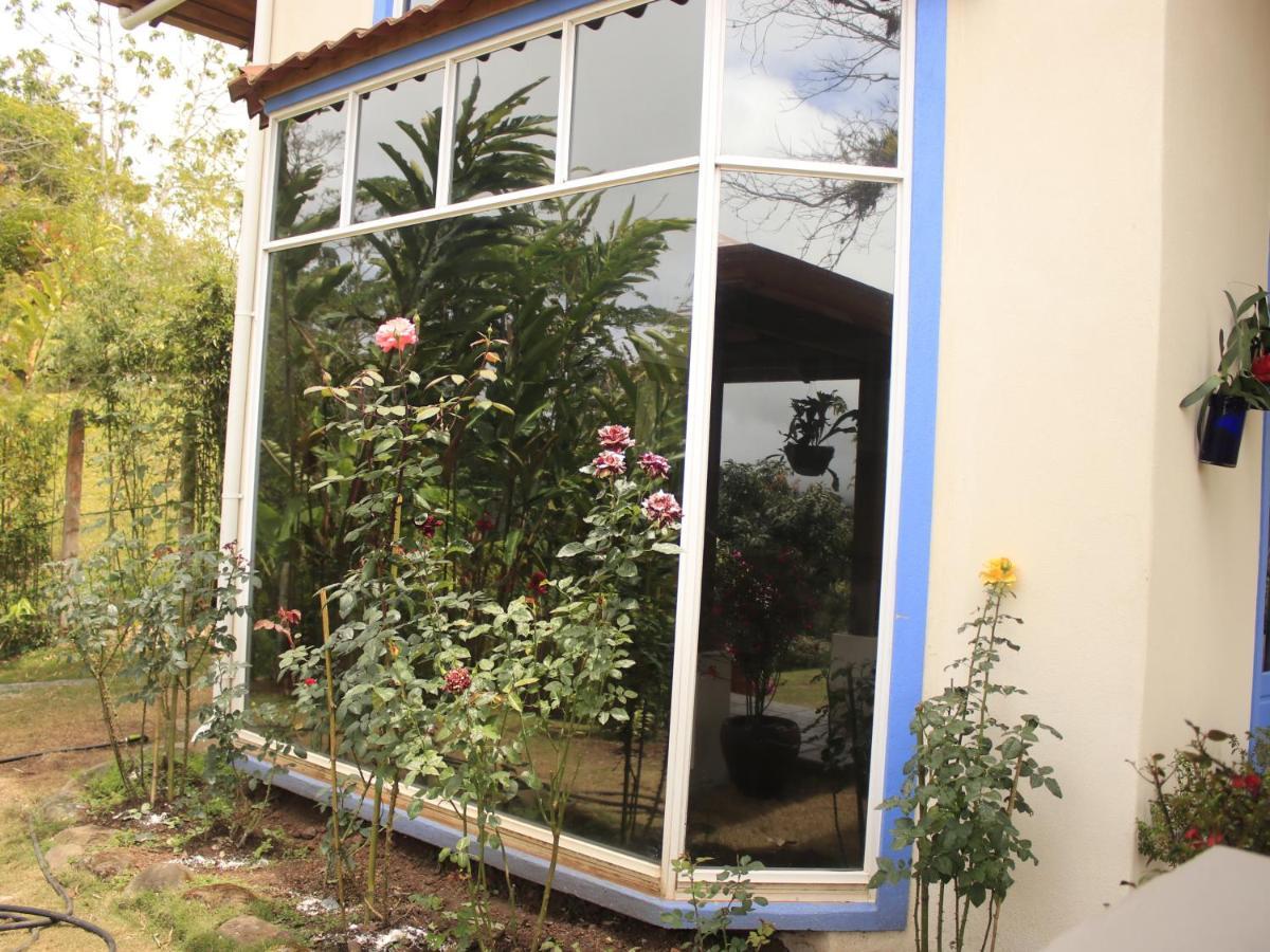 Casa Bartzis Guest House Orosi Bagian luar foto