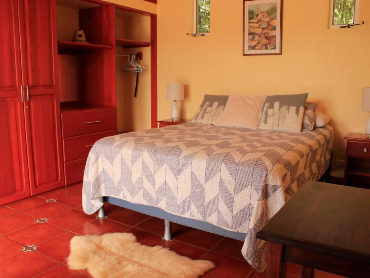 Casa Bartzis Guest House Orosi Bagian luar foto